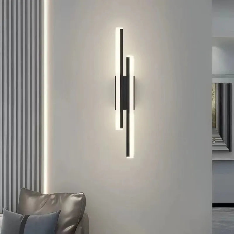Suavis Vertical Wall Light